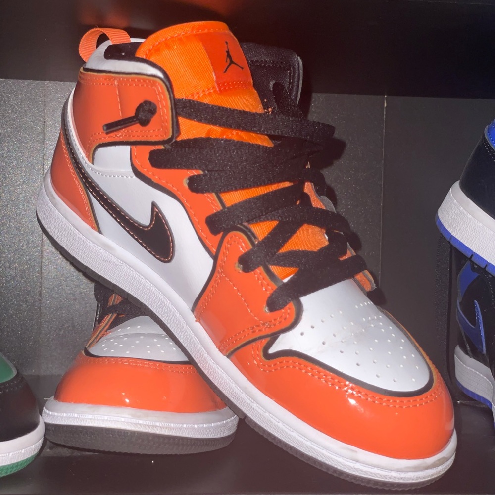 Jordan 1